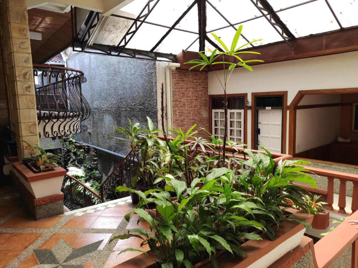 Arwiga Hotel Bandung Eksteriør bilde